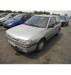 Optique avant secondaire gauche (feux)(clignotant) NISSAN SUNNY 3