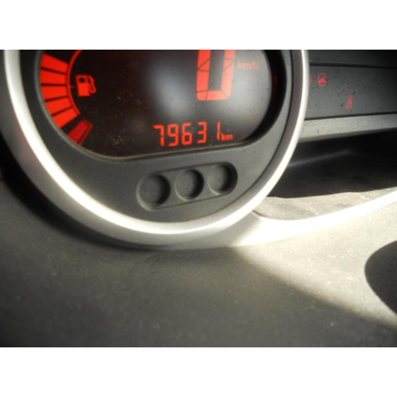 Feu de recul gauche RENAULT TWINGO 2 Photo n°14