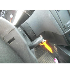 Bouton de warning FORD FIESTA 5