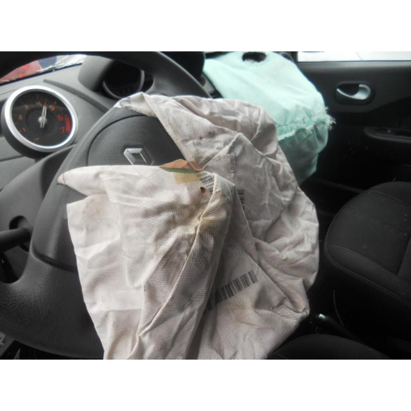 Maitre cylindre (freinage) RENAULT TWINGO 2 Photo n°7