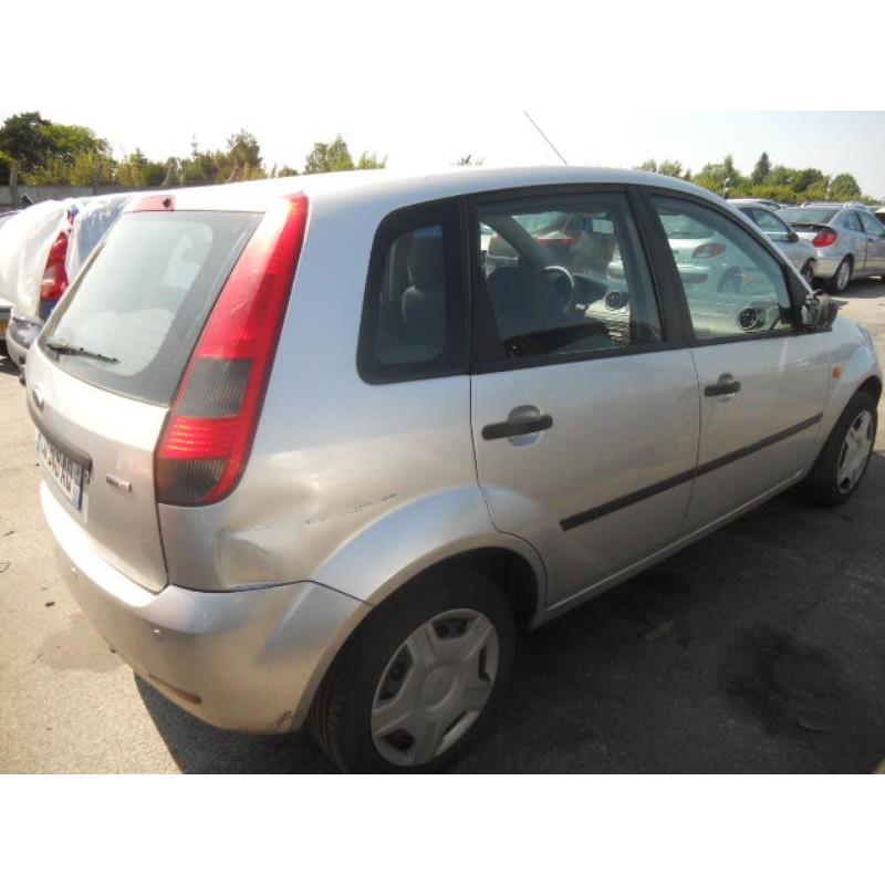 Maitre cylindre (freinage) FORD FIESTA 5 Photo n°3
