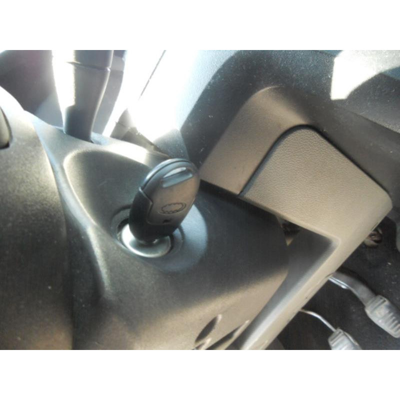 Maitre cylindre (freinage) FORD FIESTA 5 Photo n°7