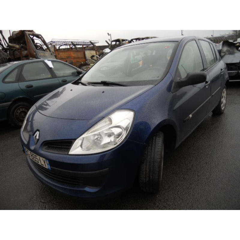 Maitre cylindre (freinage) RENAULT CLIO 3 Photo n°2
