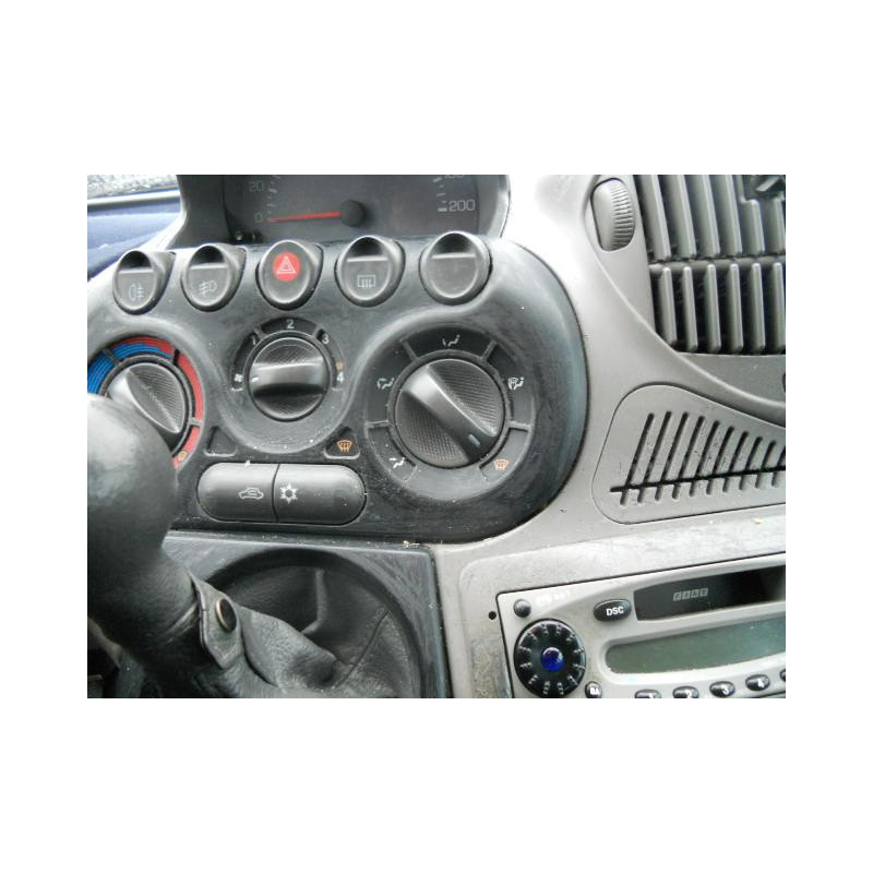 Maitre cylindre (freinage) FIAT MULTIPLA Photo n°7