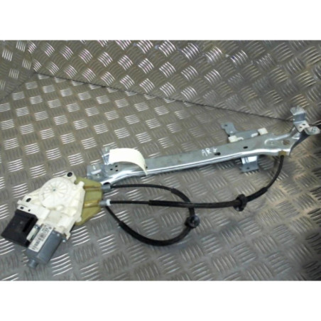 Leve vitre electrique arriere gauche RENAULT MEGANE 3 Photo n°1