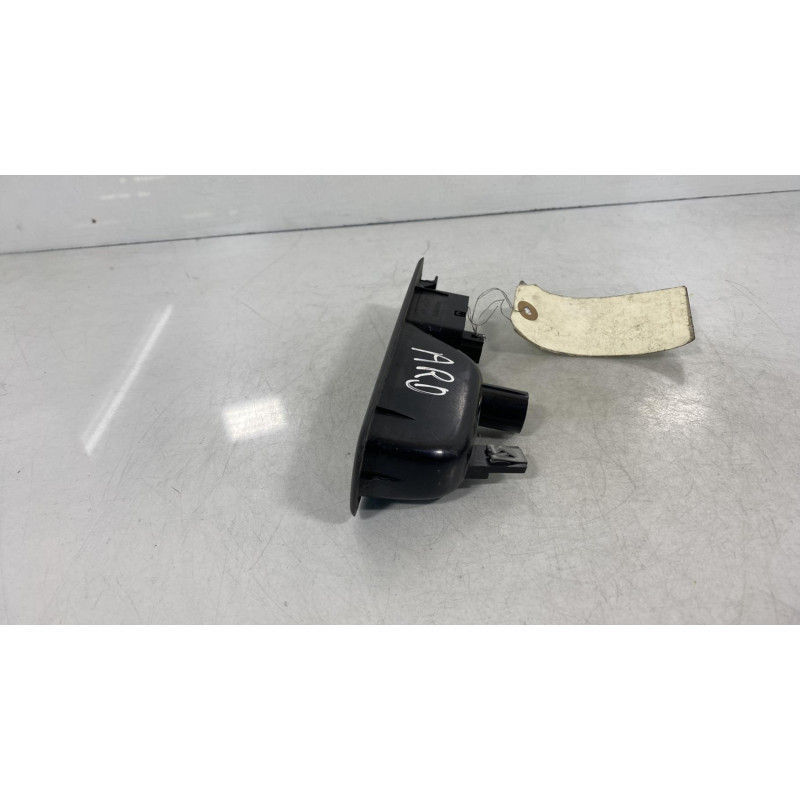 Interrupteur de leve vitre arriere droit RENAULT MEGANE 3 Photo n°2