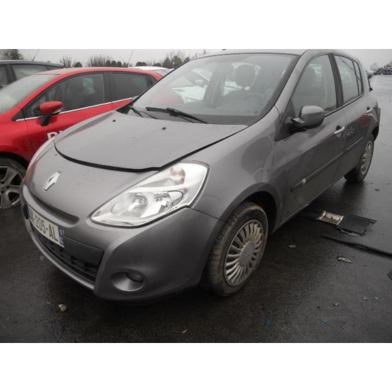 Maitre cylindre (freinage) RENAULT CLIO 3 Photo n°2