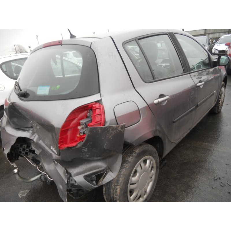 Maitre cylindre (freinage) RENAULT CLIO 3 Photo n°4