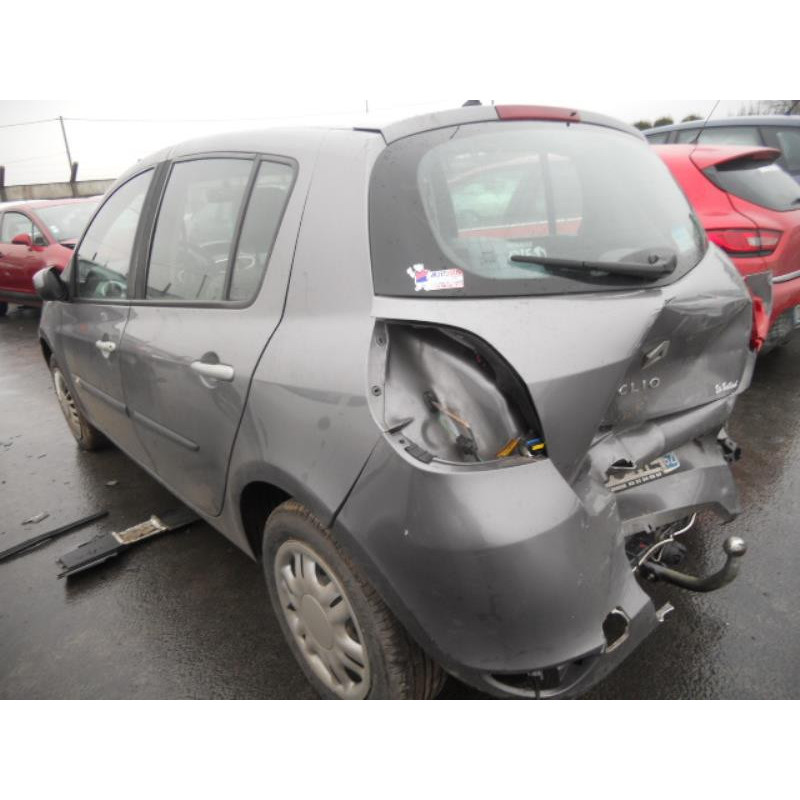 Maitre cylindre (freinage) RENAULT CLIO 3 Photo n°6