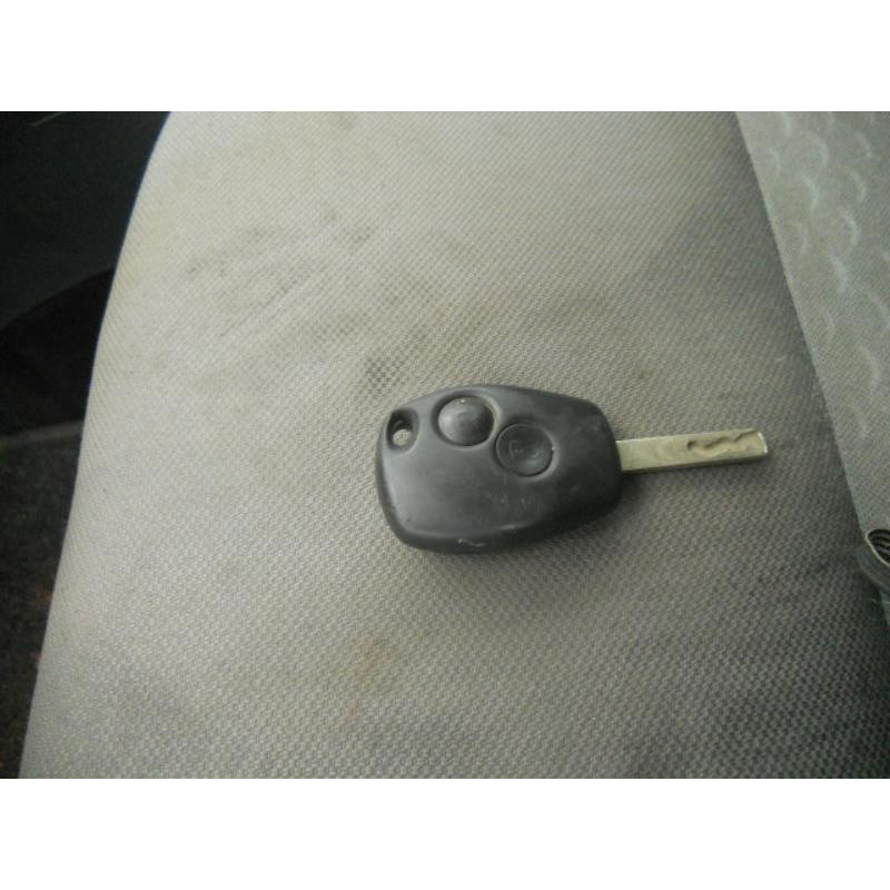 Maitre cylindre (freinage) RENAULT CLIO 3 Photo n°9