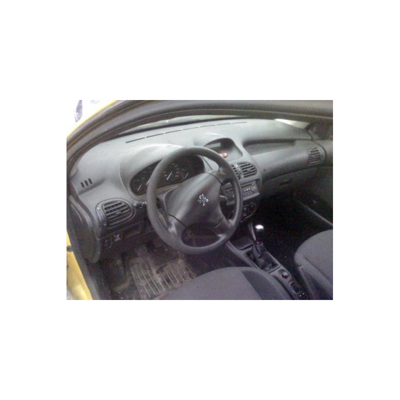 Bouton de warning PEUGEOT 206 Photo n°8