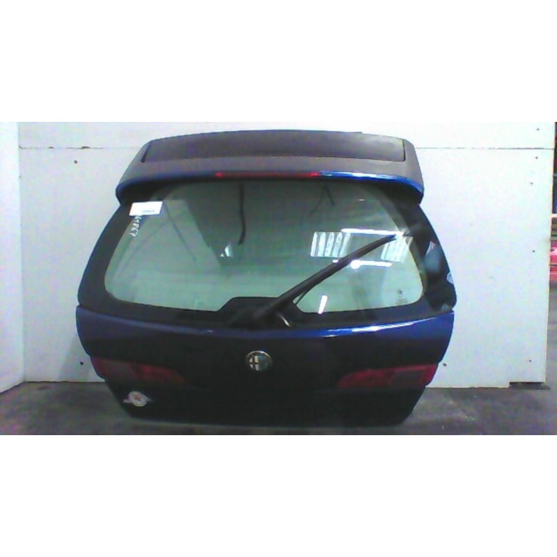 Malle/Hayon arriere ALFA ROMEO 156 Photo n°1