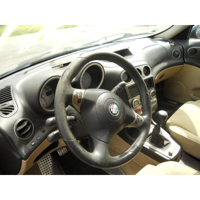 Malle/Hayon arriere ALFA ROMEO 156 Photo n°6