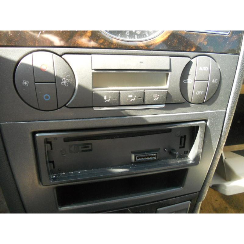 Malle/Hayon arriere FORD MONDEO 2 Photo n°8