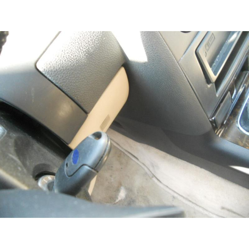 Malle/Hayon arriere FORD MONDEO 2 Photo n°9