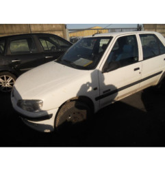 Bras essuie glace avant droit PEUGEOT 106