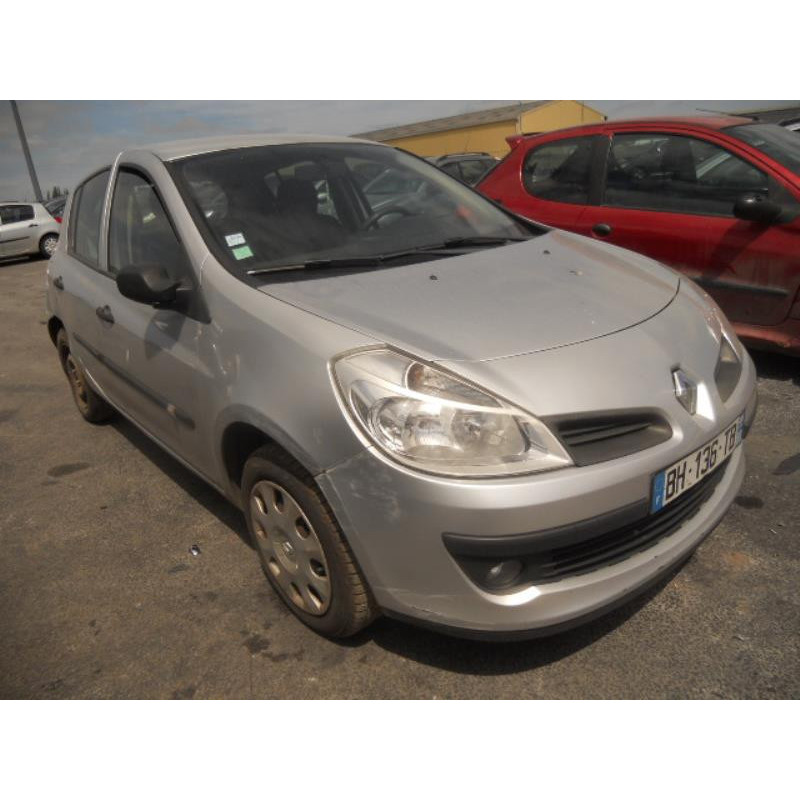 Bouton de warning RENAULT CLIO 3 Photo n°5