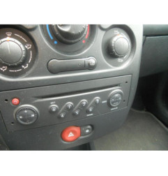 Bouton de warning RENAULT CLIO 3