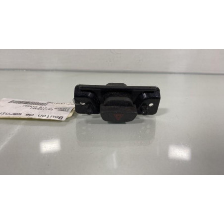 Bouton de warning FORD FIESTA 5 Photo n°1
