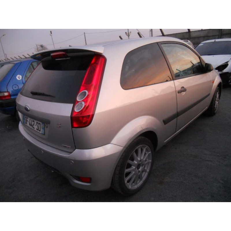 Bouton de warning FORD FIESTA 5 Photo n°7