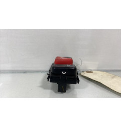 Bouton de warning MERCEDES CLASSE E 210