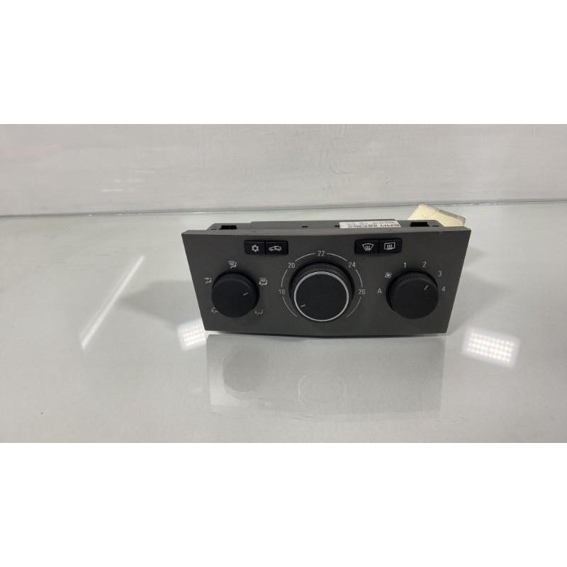 Commande chauffage OPEL ASTRA H Photo n°1