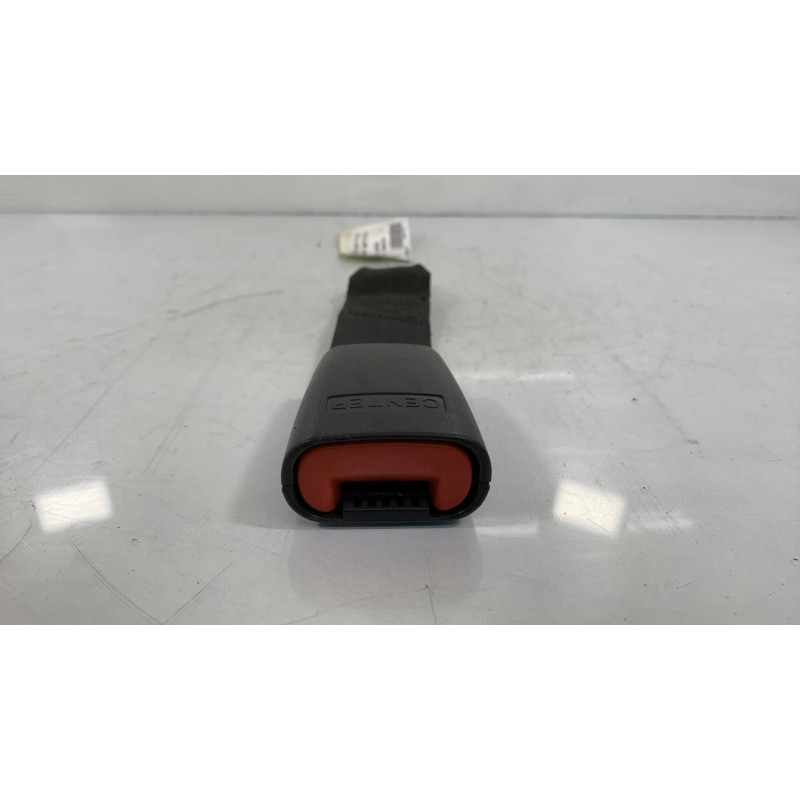 Attache ceinture arriere centrale FIAT BRAVA Photo n°1