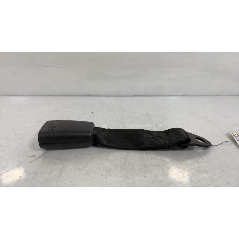 Attache ceinture arriere centrale FIAT BRAVA Photo n°2