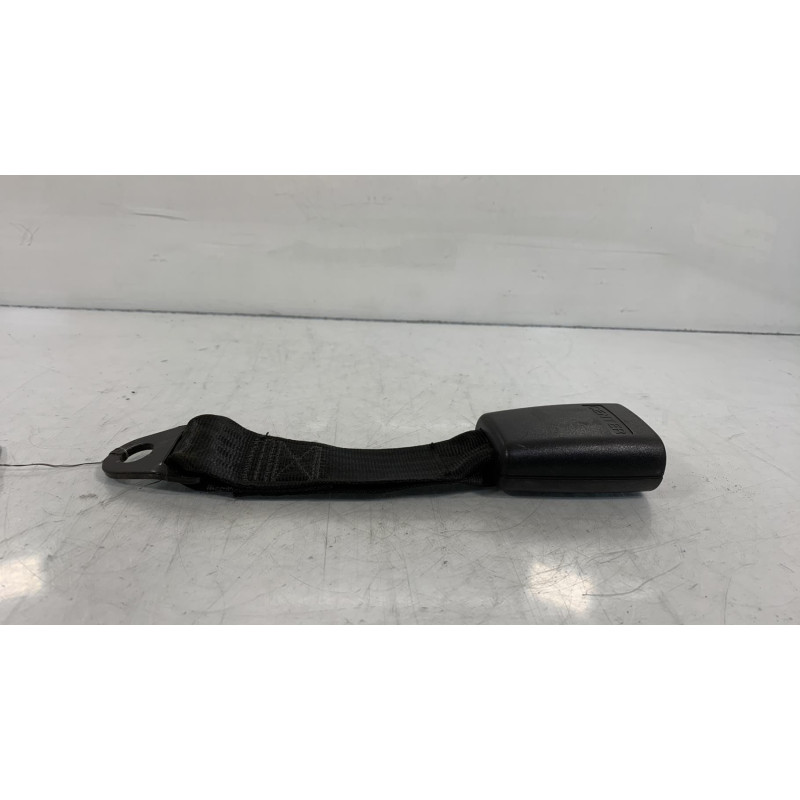 Attache ceinture arriere centrale FIAT BRAVA Photo n°3