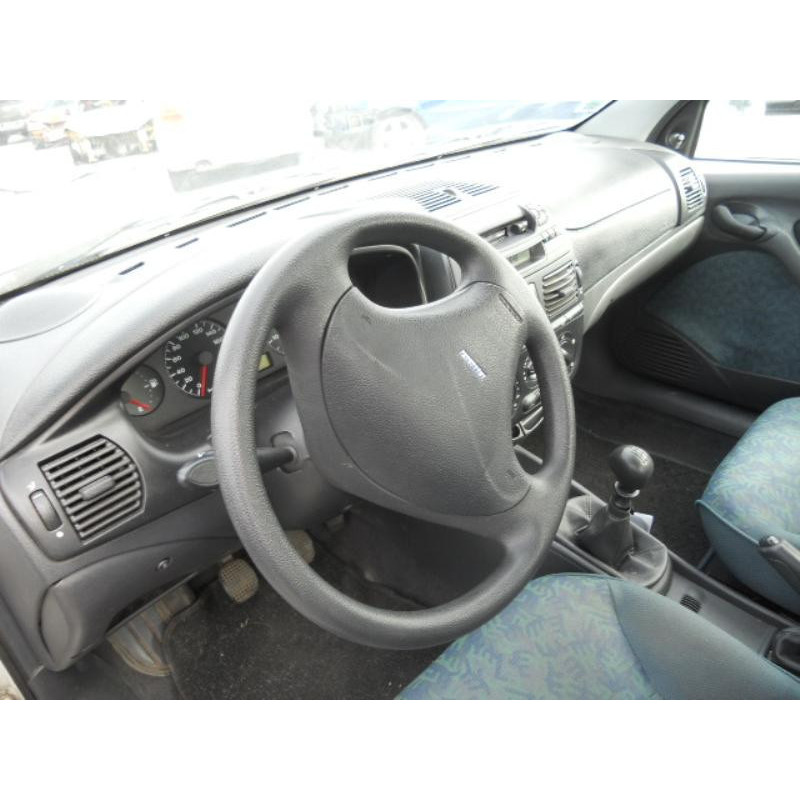 Attache ceinture arriere centrale FIAT BRAVA Photo n°8
