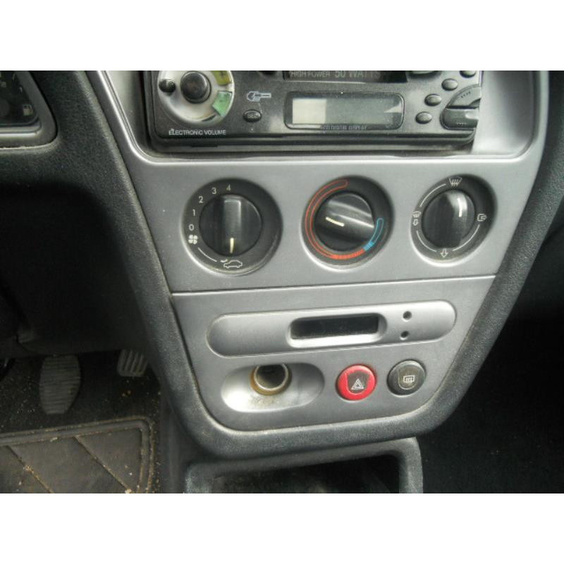 Maitre cylindre (freinage) PEUGEOT 306 Photo n°7