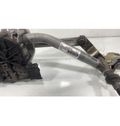Moteur essuie glace avant PEUGEOT 208 1