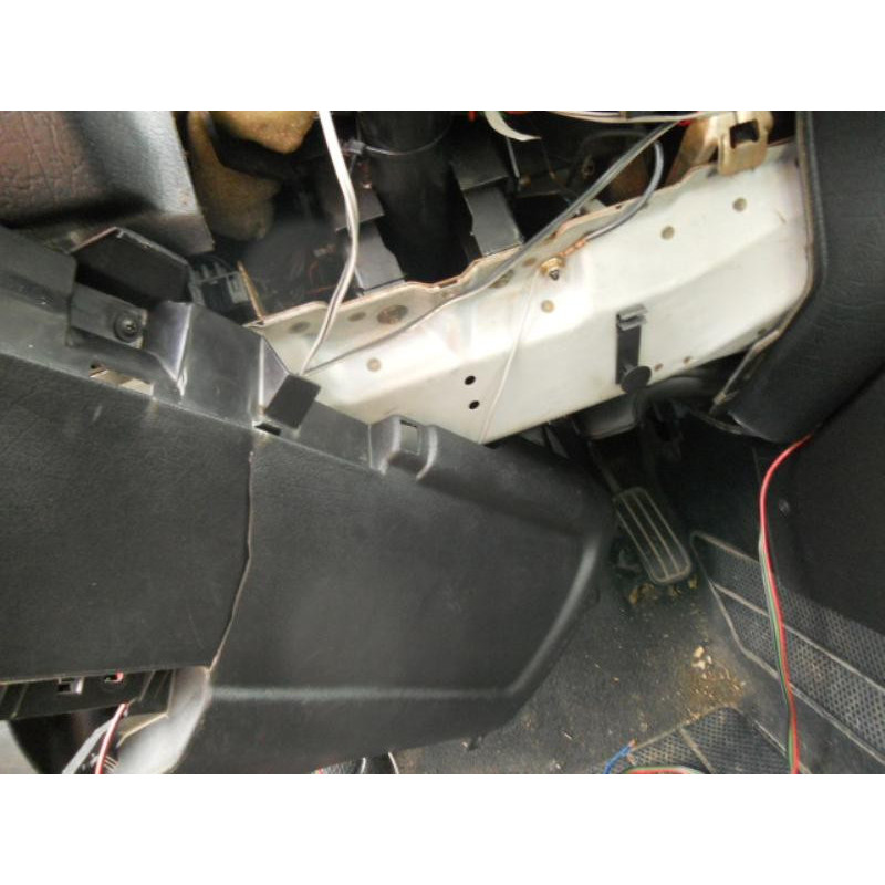Bras essuie glace avant gauche VOLKSWAGEN GOLF 3 Photo n°6