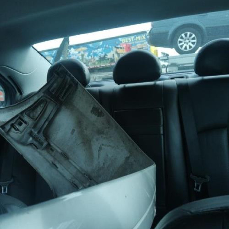 Vitre arriere gauche MERCEDES CLASSE E 211 Photo n°11