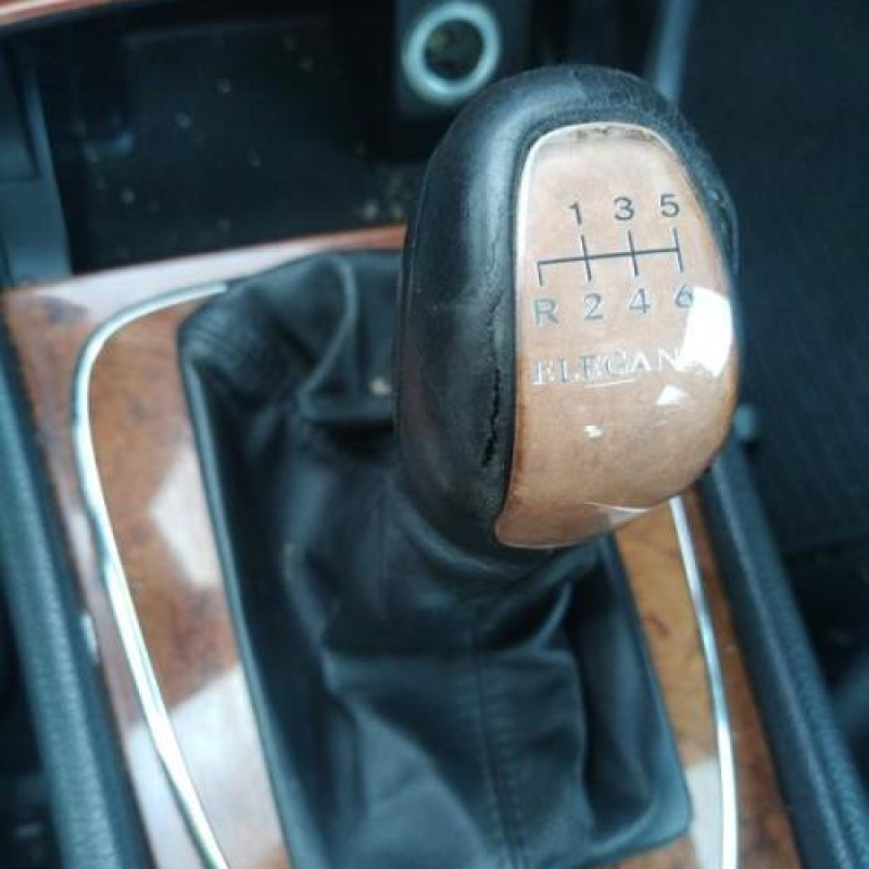 Vitre arriere gauche MERCEDES CLASSE E 211 Photo n°12