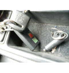 Face avant PEUGEOT 605