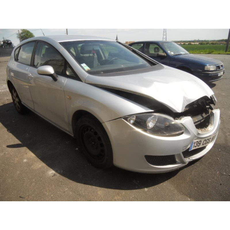 Vitre avant gauche SEAT LEON 2 Photo n°3