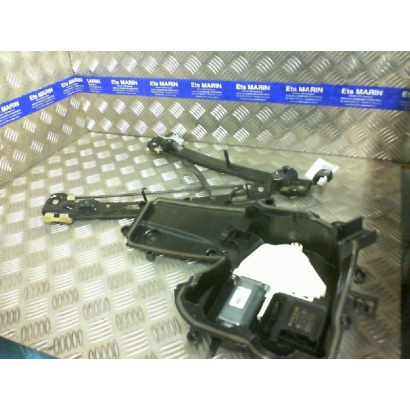 Leve vitre electrique avant droit SEAT LEON 2 Photo n°1