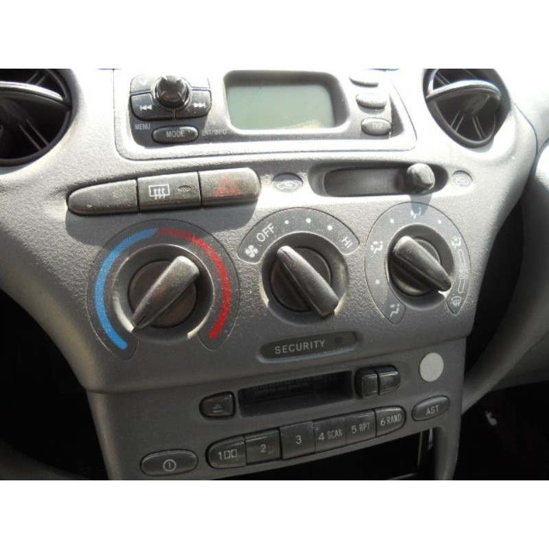 Interrupteur de leve vitre avant droit TOYOTA YARIS 1 Photo n°9