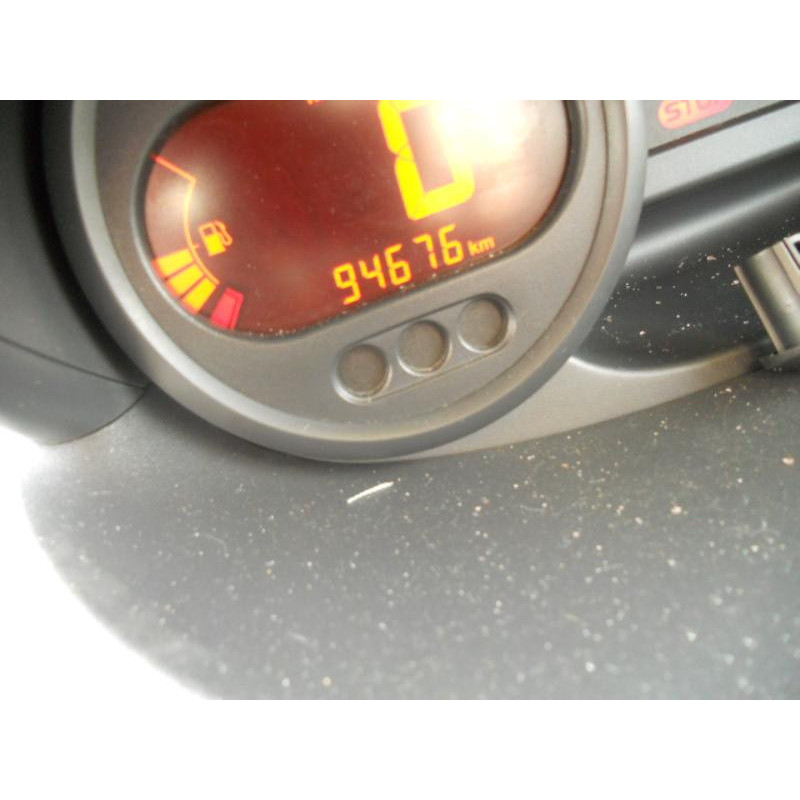 Arret de porte avant droit RENAULT TWINGO 2 Photo n°13