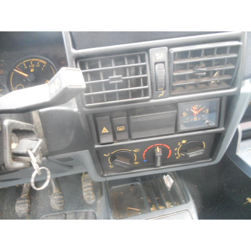 Commande anti brouillard arriere RENAULT R19 Photo n°9