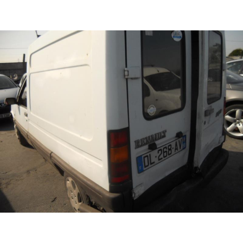 Optique avant secondaire droit (feux)(clignotant) RENAULT EXPRESS Photo n°7