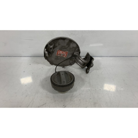 Trappe d'essence TOYOTA YARIS 1
