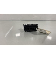 Bouton de warning MERCEDES CLASSE E 210