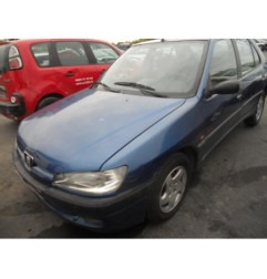 Bras essuie glace avant droit PEUGEOT 306