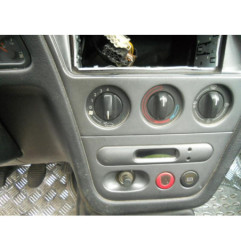 Bras essuie glace avant droit PEUGEOT 306