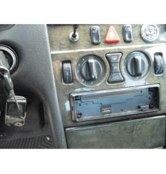 Bouton de warning MERCEDES CLASSE E 210