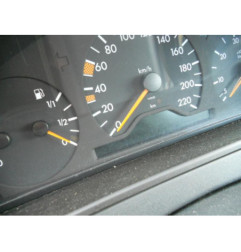 Bouton de warning MERCEDES CLASSE E 210