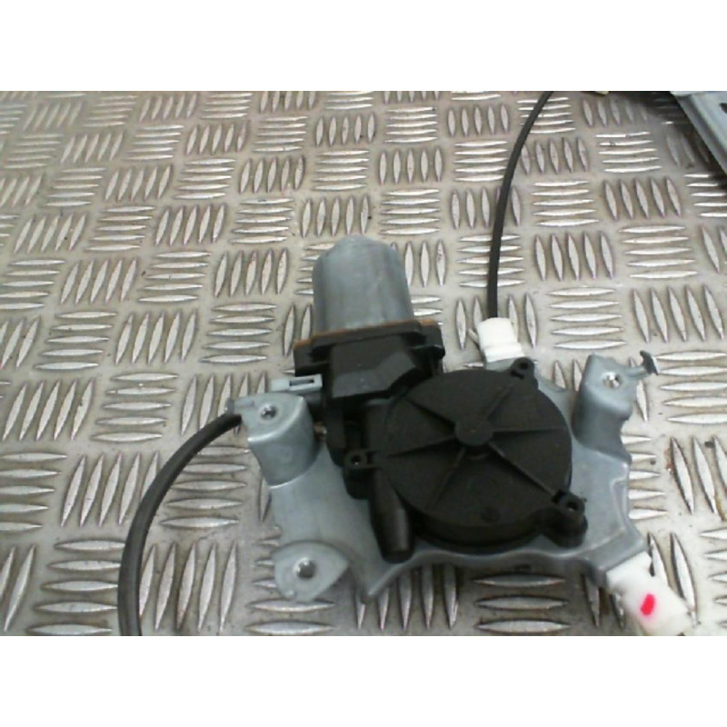 Leve vitre electrique avant droit NISSAN PRIMERA 2 Photo n°2