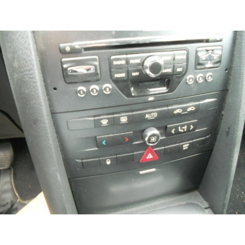 Poignee interieur avant gauche PEUGEOT 407 Photo n°11